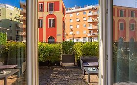 Kathy Home Rome Suite